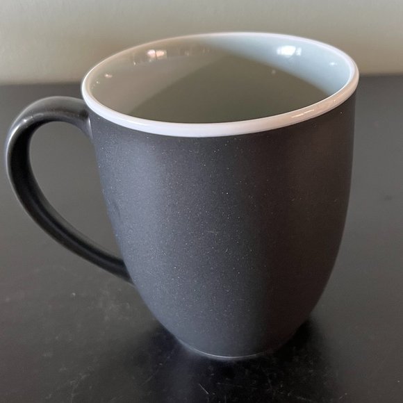 Set of 4 Noritake Colortrio Graphite Fine Porcelain Mugs Cups Matte Finish - Picture 3 of 8